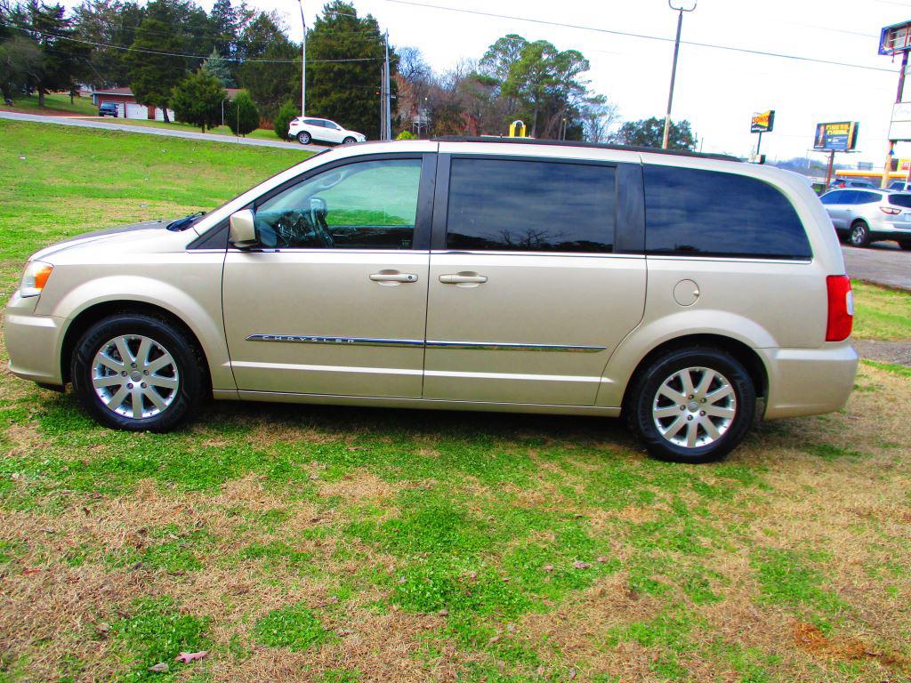 2014 Chrysler Town & Country Touring