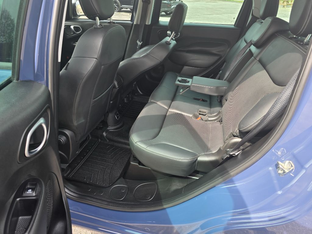 2019 FIAT 500L Lounge - Photo 6