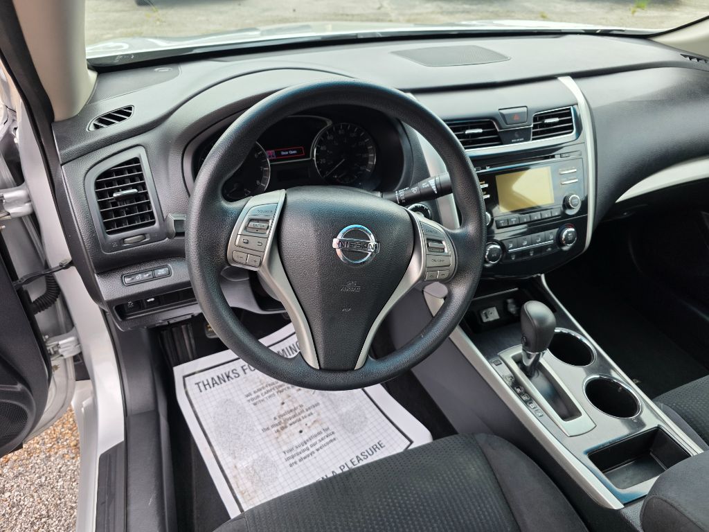 2014 Nissan Altima S - Photo 9