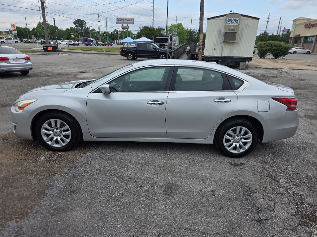 2014 Nissan Altima S - Photo 11