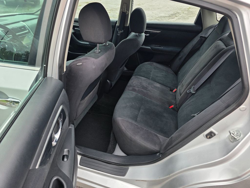 2014 Nissan Altima S - Photo 6