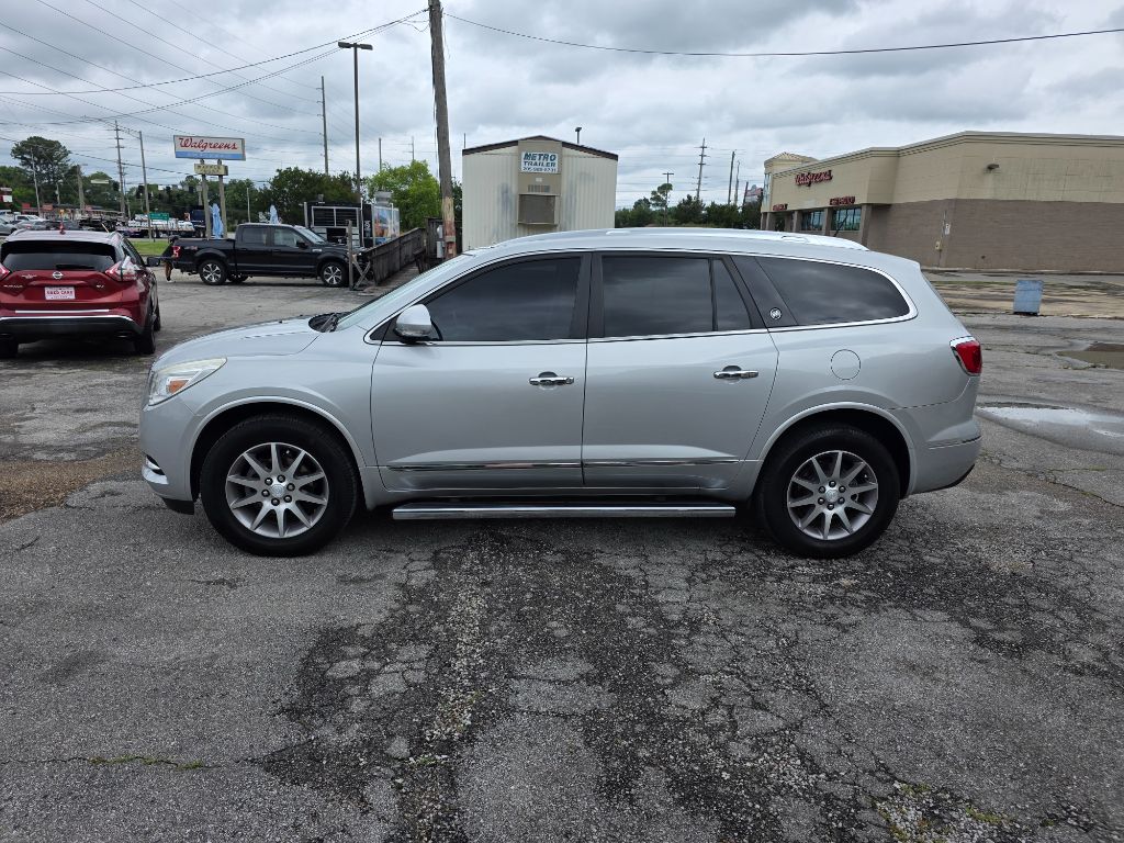 2017 Buick Enclave Convenience's photo